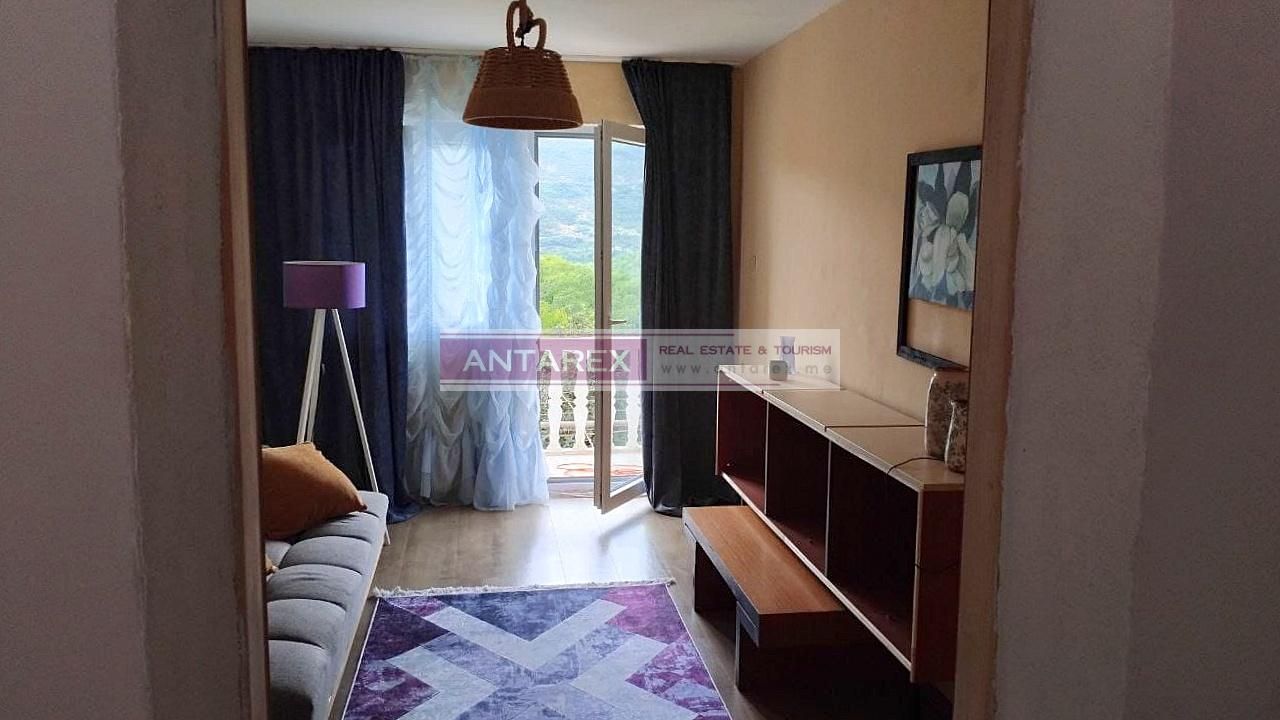 Apartment in Herceg-Novi, Montenegro, 54 m² - picture 3