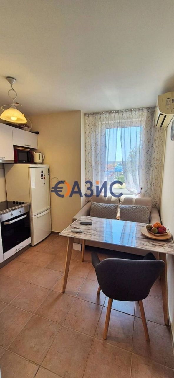 Appartement à Slantchev Briag, Bulgarie, 65 m² - image 1