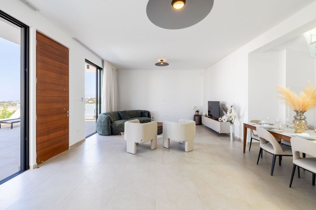 Piso en Pafos, Chipre, 154 m² - imagen 3