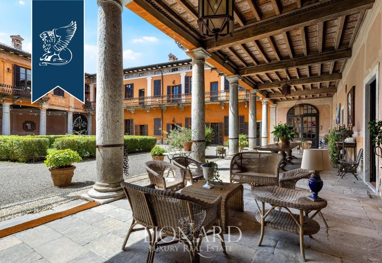 Villa a Varese, Italia, 2 600 m² - foto 4