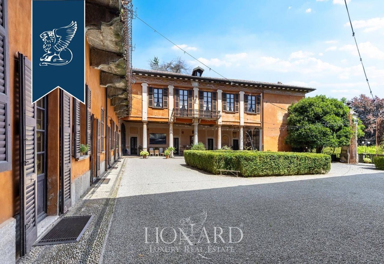 Villa a Varese, Italia, 2 600 m² - foto 6