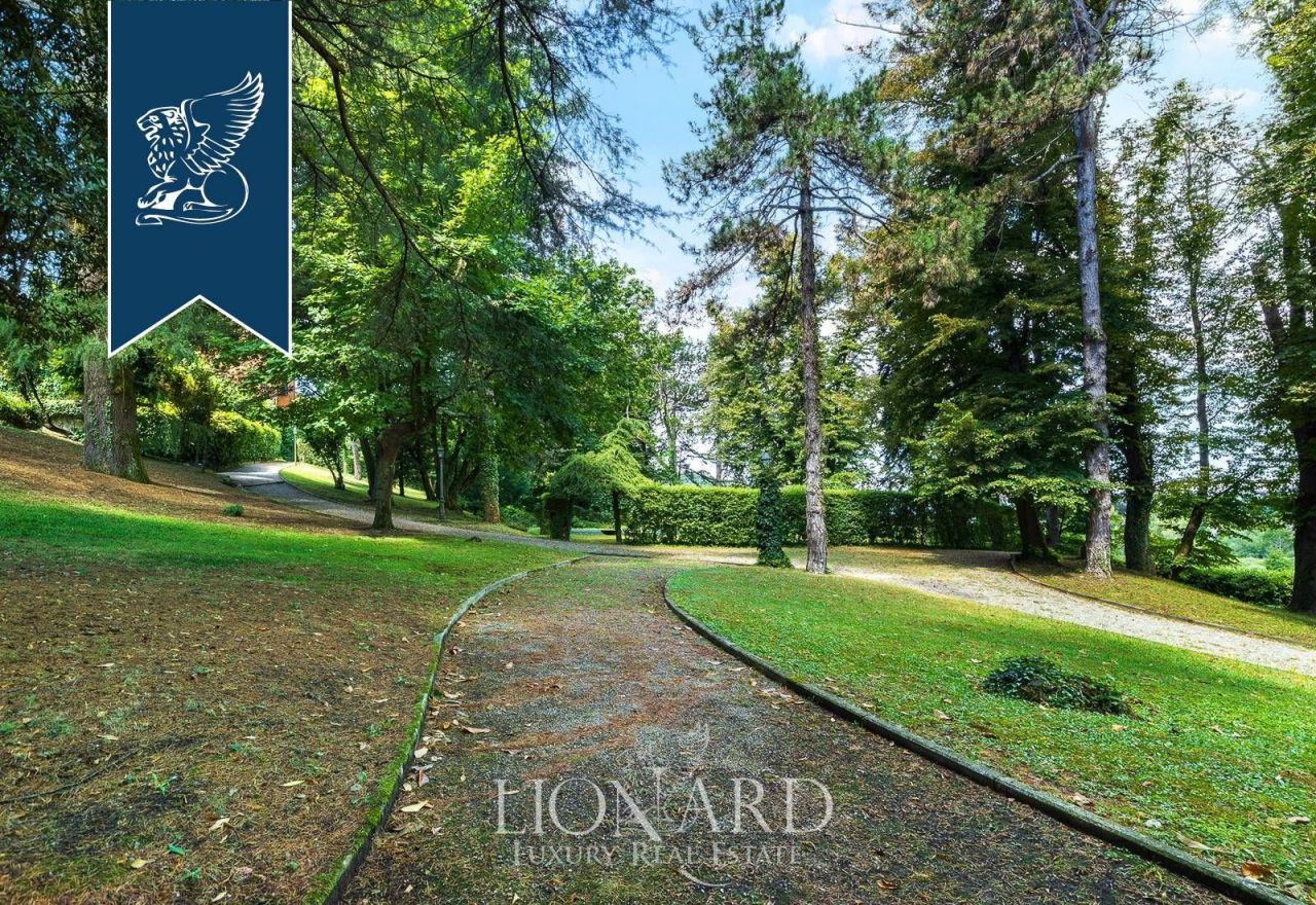 Villa a Varese, Italia, 2 600 m² - foto 10