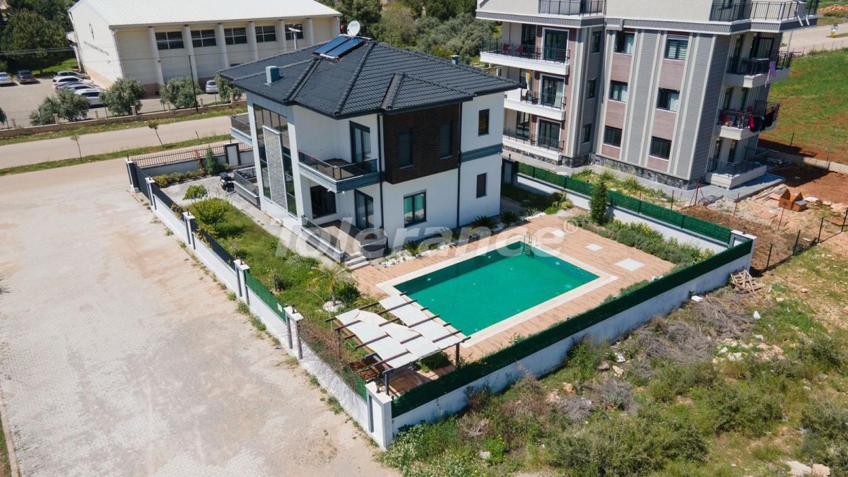 Villa en Antalya, Turquia, 290 m² - imagen 1