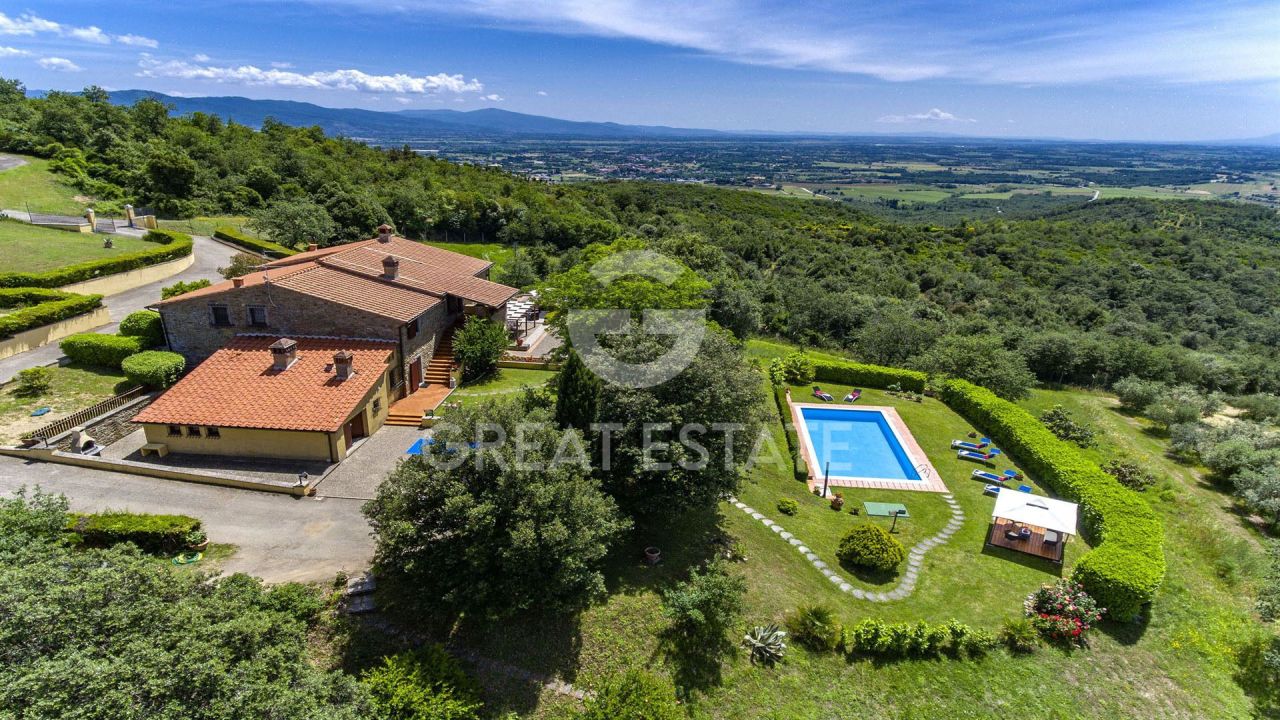 Haus Civitella in Val di Chiana, Italien, 428 m² - Foto 1