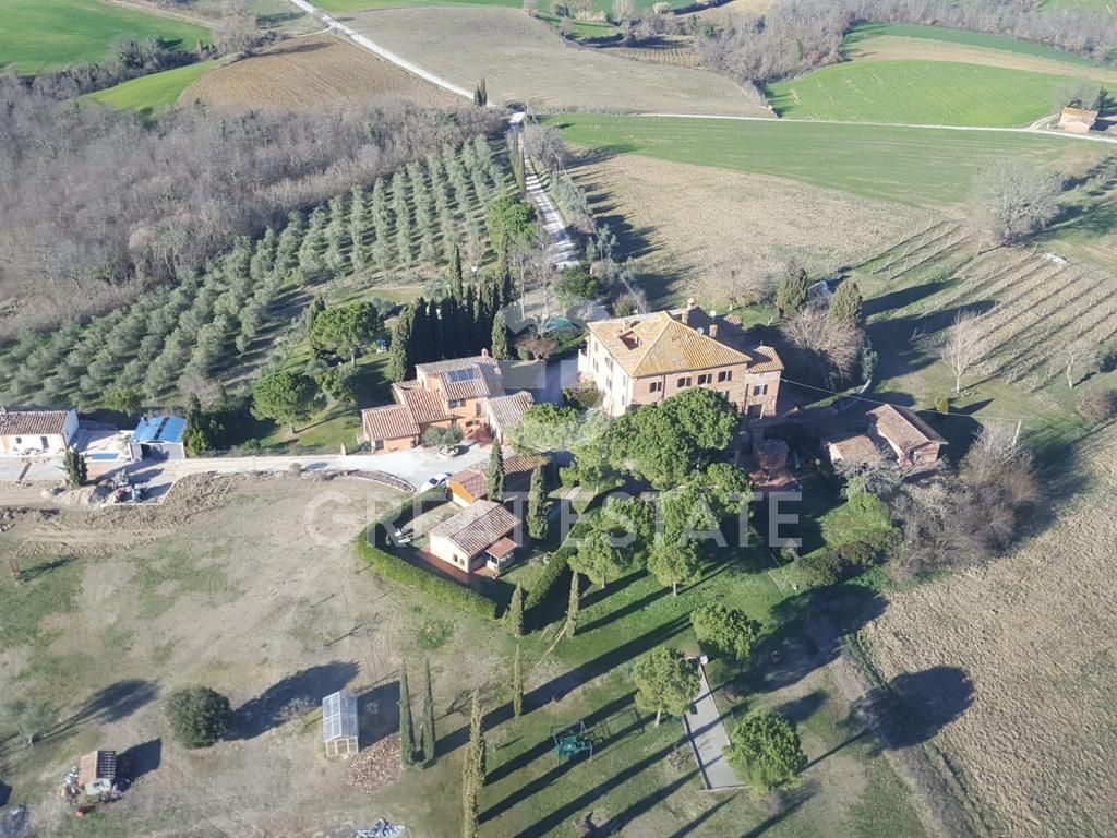 Haus in Castiglione del Lago, Italien, 1 184.25 m² - Foto 2