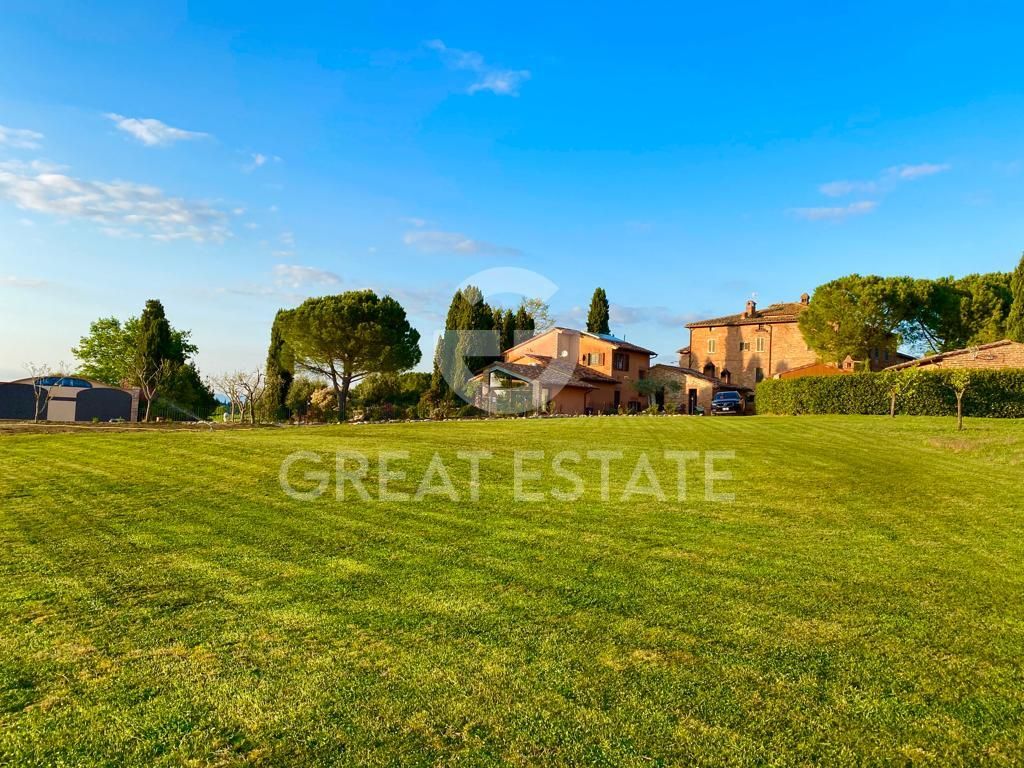 Haus in Castiglione del Lago, Italien, 1 184.25 m² - Foto 7