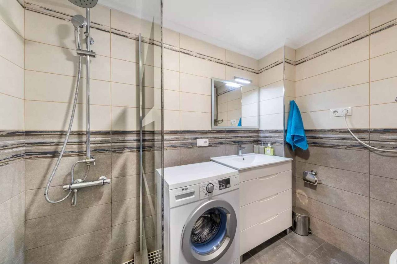 Apartment in Torrevieja, Spain, 60 m² - picture 15