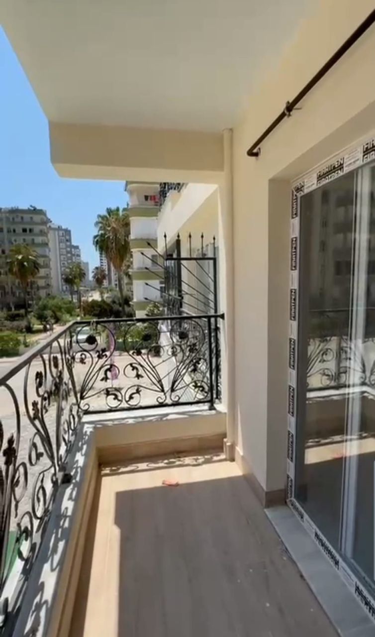 Flat in Mersin, Turkey, 60 m² - picture 1