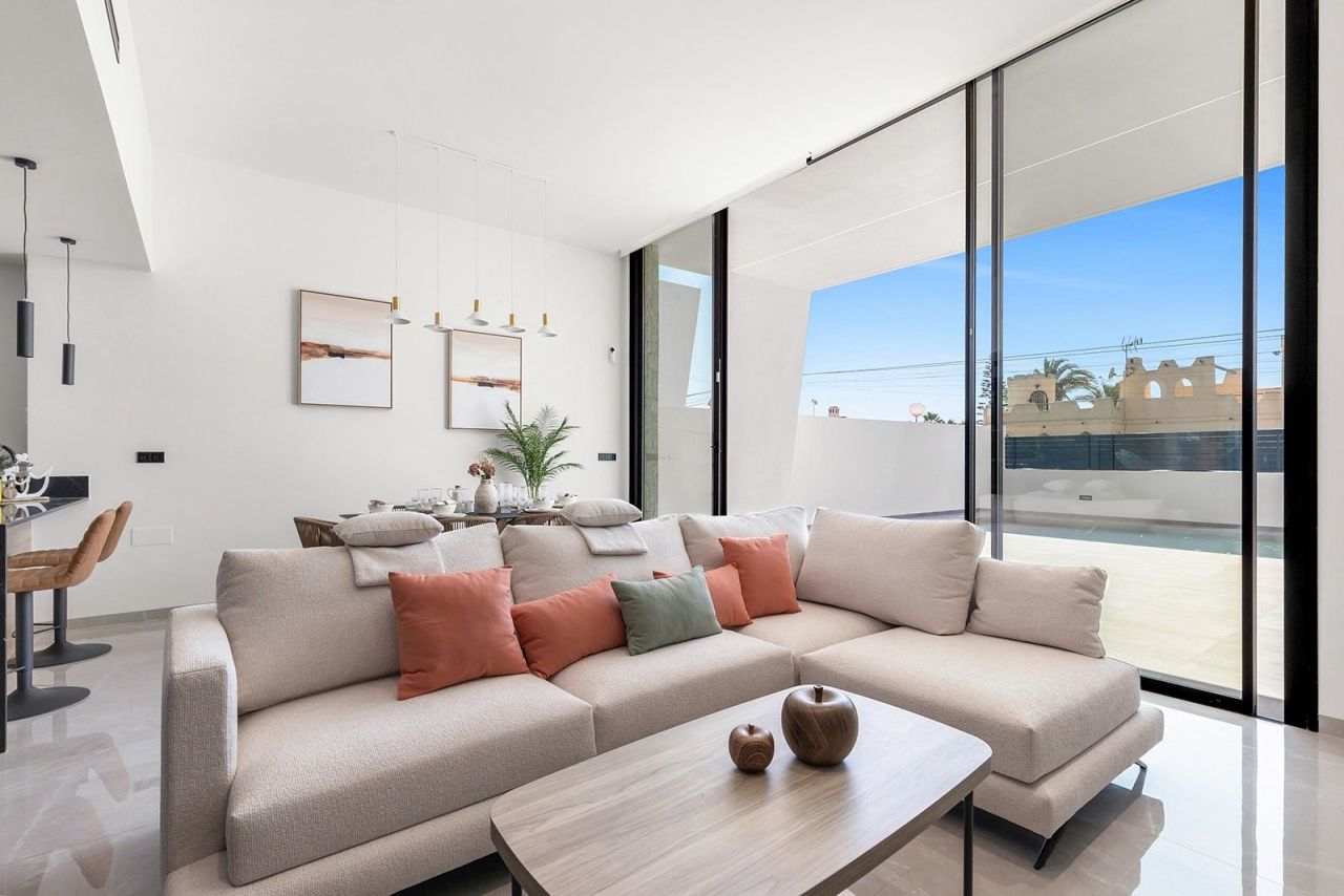 Villa in Torrevieja, Spain, 120 m² - picture 5