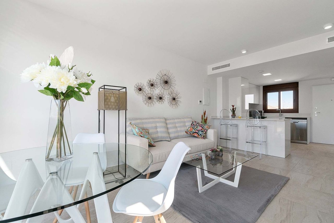 Bungalow in San Pedro del Pinatar, Spain, 64 m² - picture 11