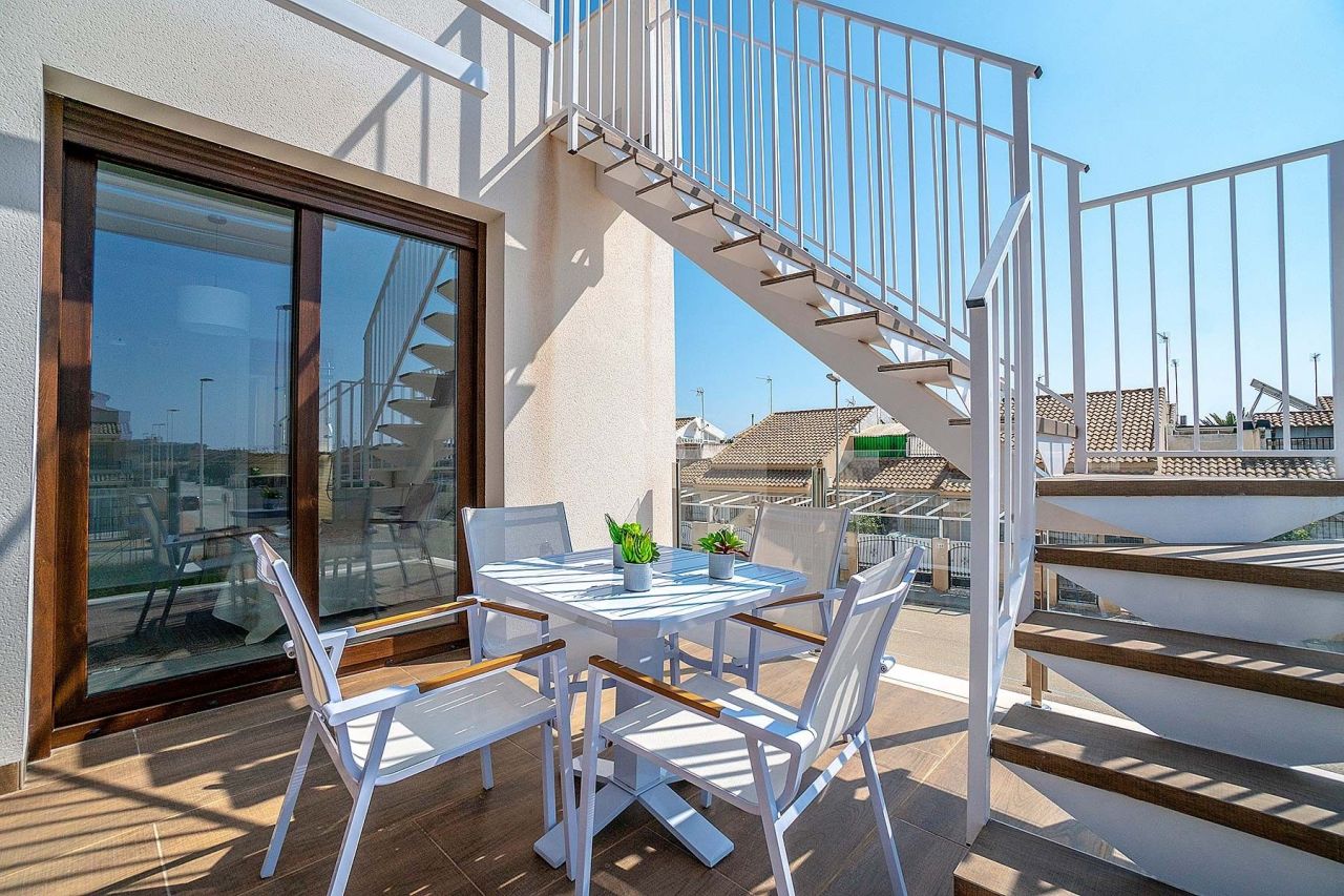 Bungalow in San Pedro del Pinatar, Spain, 64 m² - picture 14