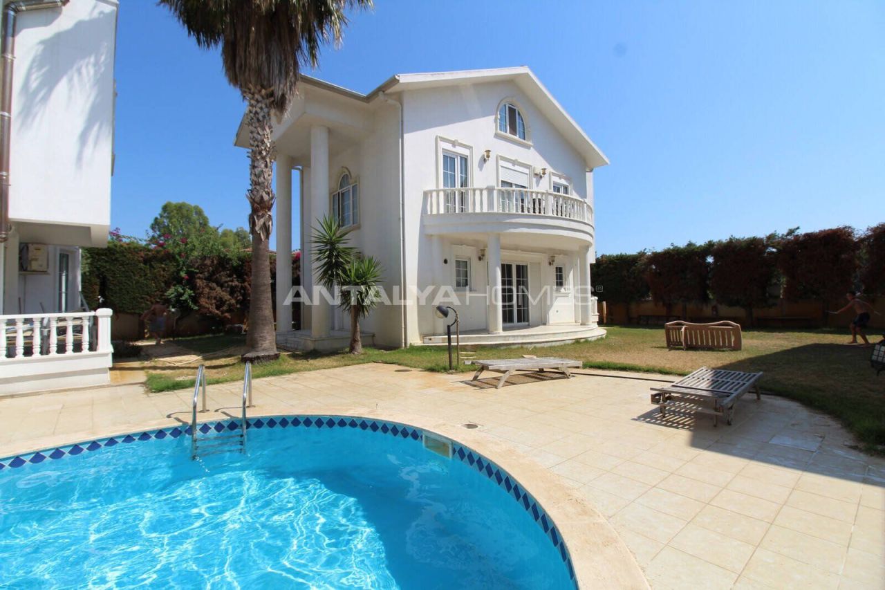 Villa in Belek, Turkey, 230 m² - picture 1