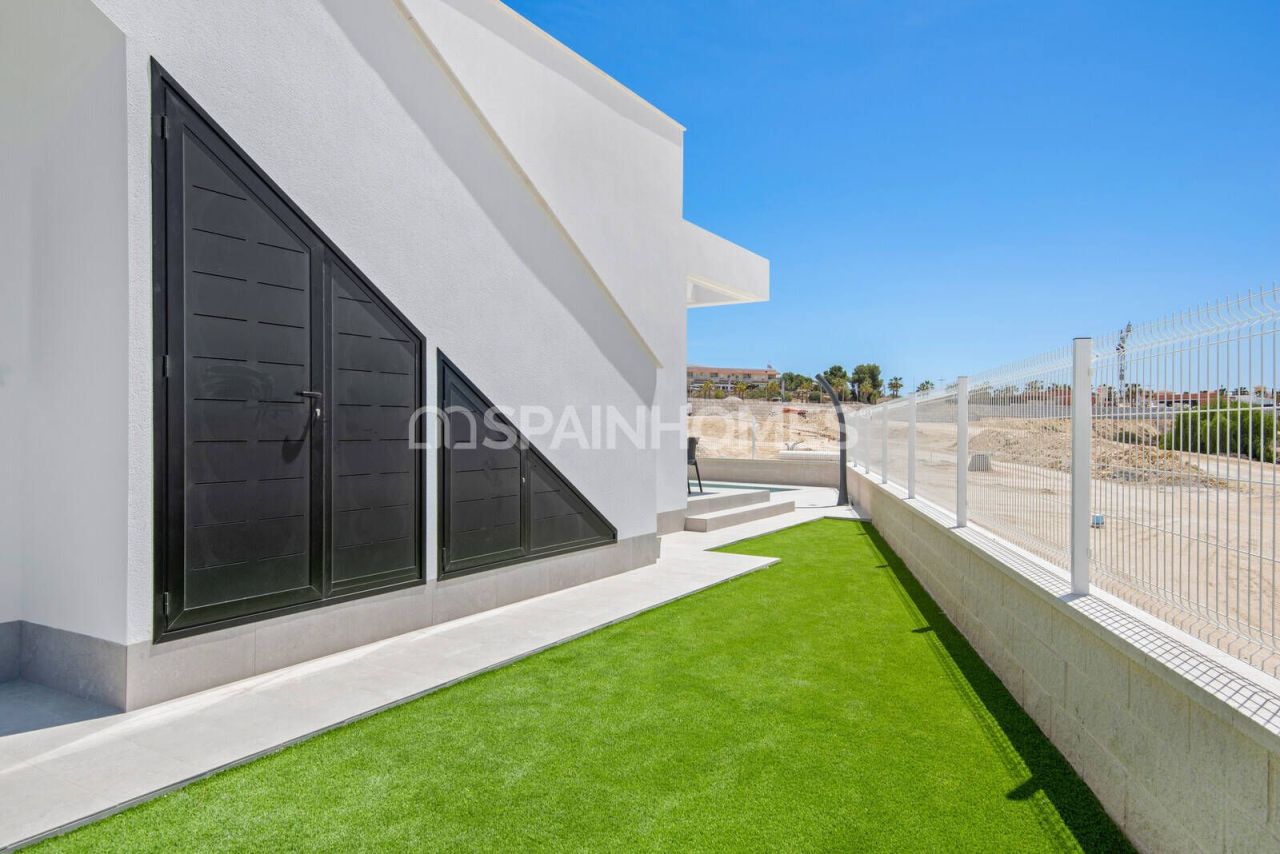 Bungalow in Algorfa, Spain, 103 m² - picture 10