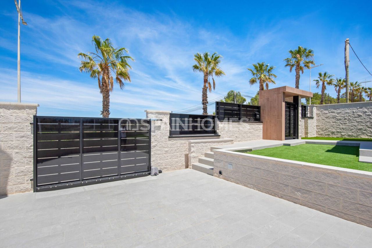 Bungalow in Algorfa, Spain, 103 m² - picture 19