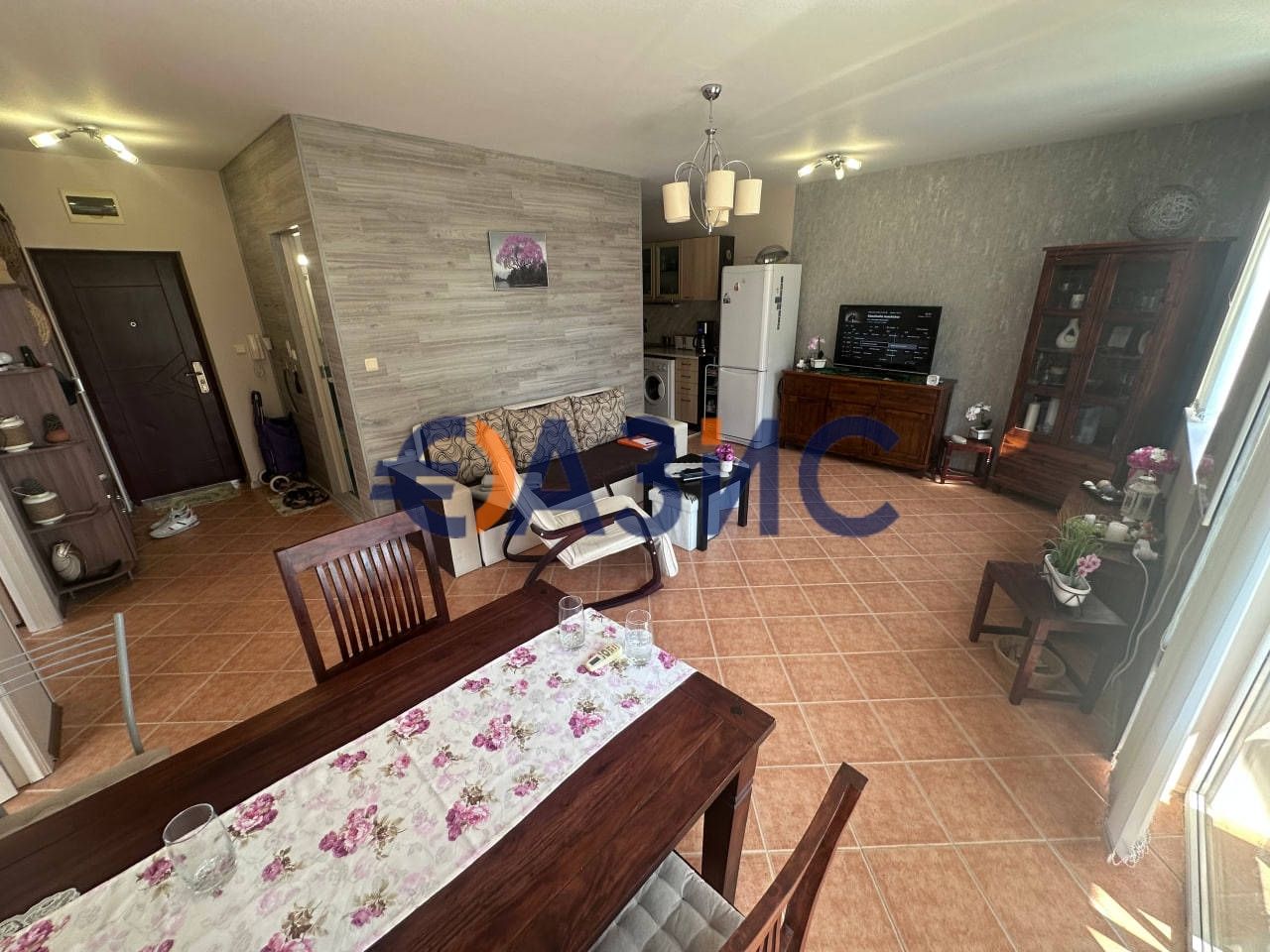 Appartement à Slantchev Briag, Bulgarie, 85.8 m² - image 1