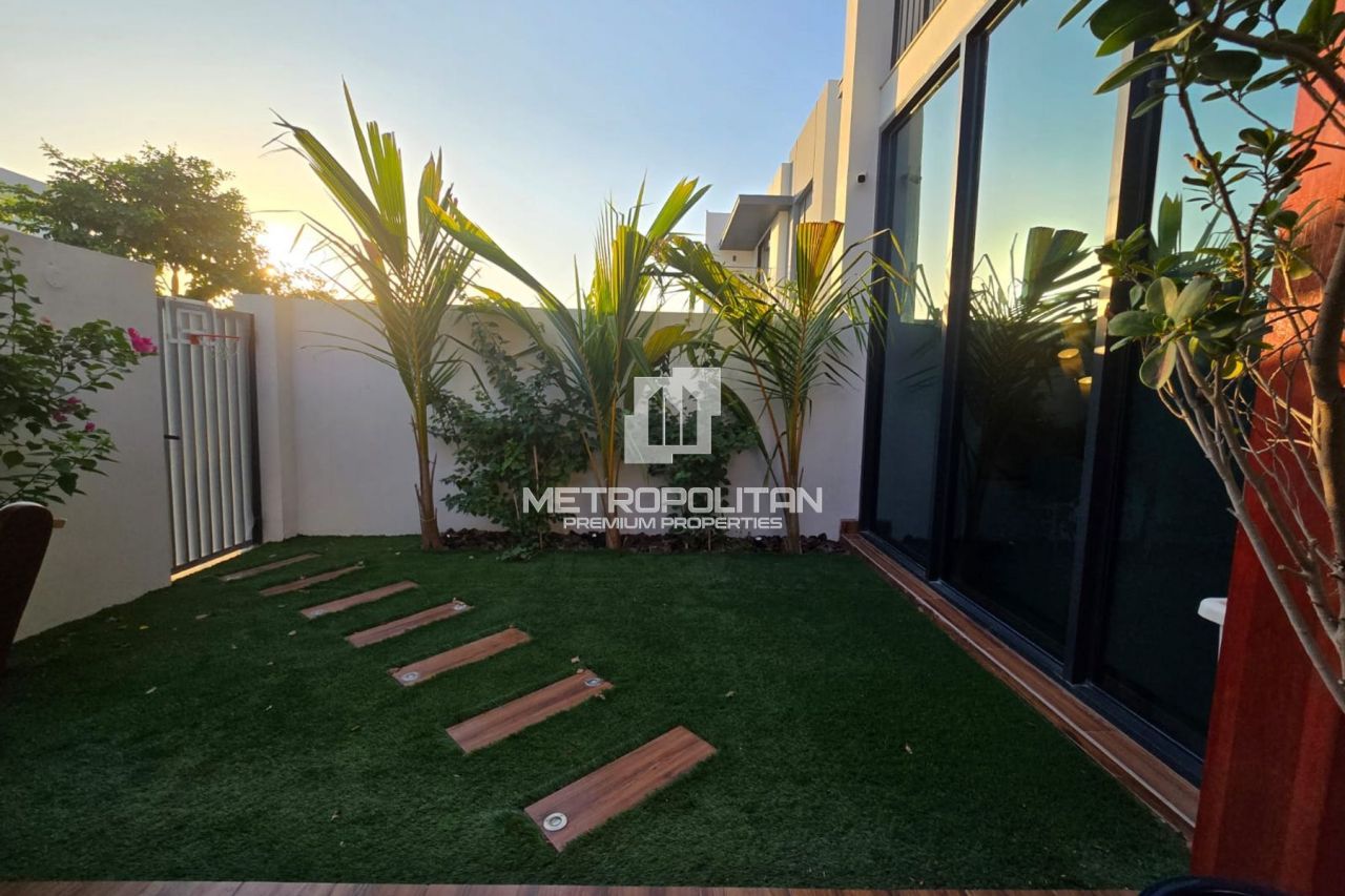 Villa in Dubai, UAE, 174 m² - picture 1