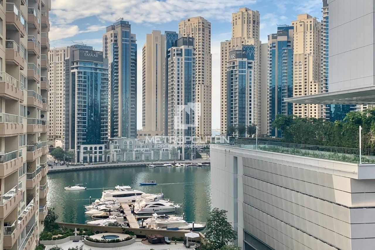 Apartamento en Dubái, EAU, 224 m² - imagen 1