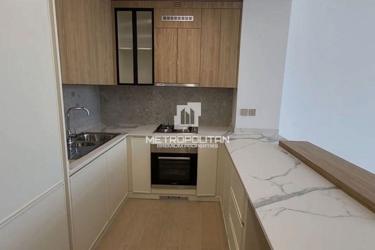 Apartment in Dubai, UAE, 93 m² - picture 3