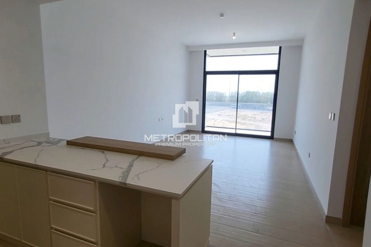 Apartment in Dubai, UAE, 93 m² - picture 4