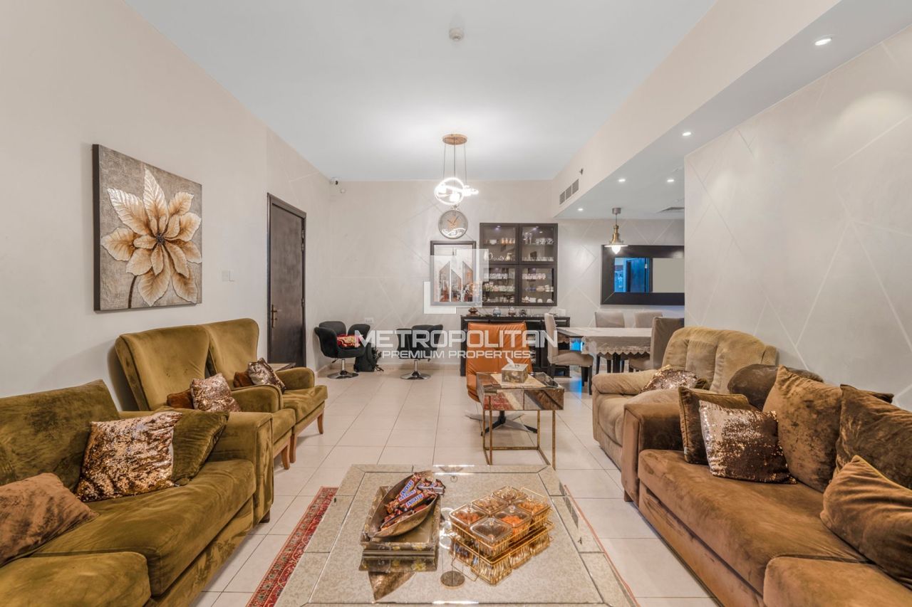 Apartment in Dubai, UAE, 267 m² - picture 7