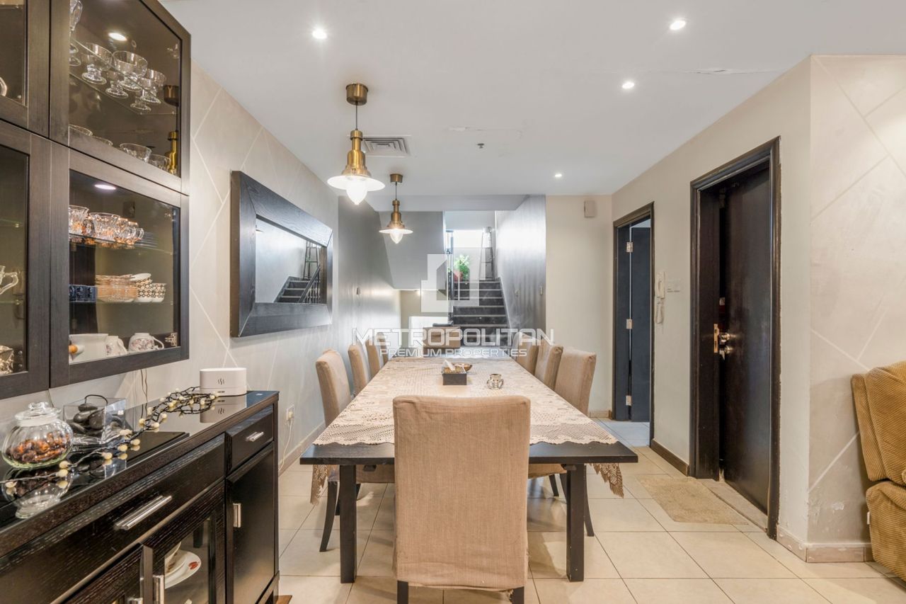 Apartment in Dubai, UAE, 267 m² - picture 8