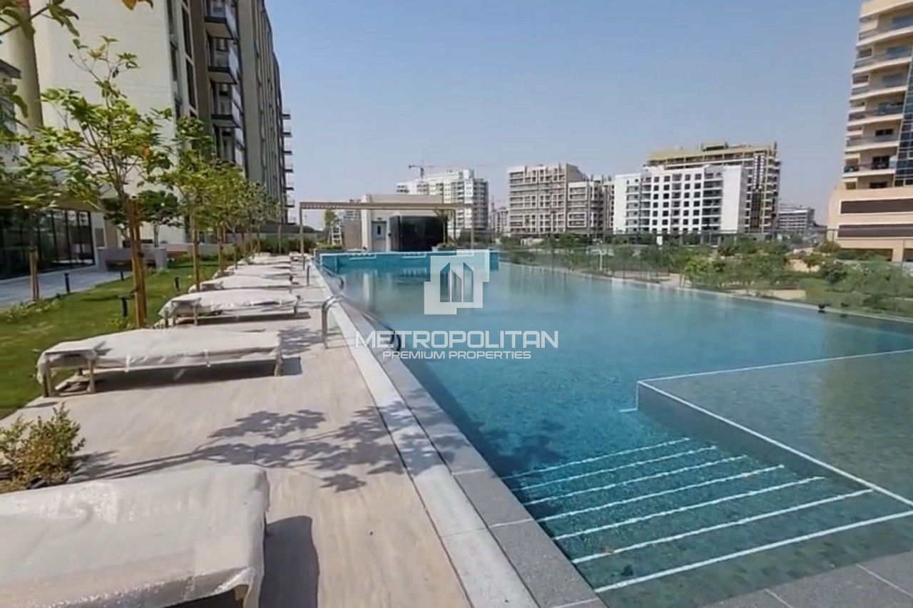 Apartment in Dubai, UAE, 93 m² - picture 10