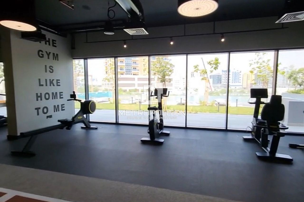 Apartment in Dubai, UAE, 93 m² - picture 12