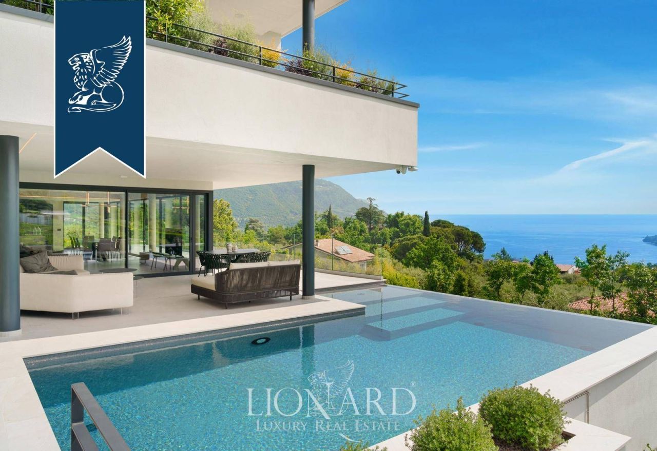 Villa in Salo, Italy, 700 m² - picture 2