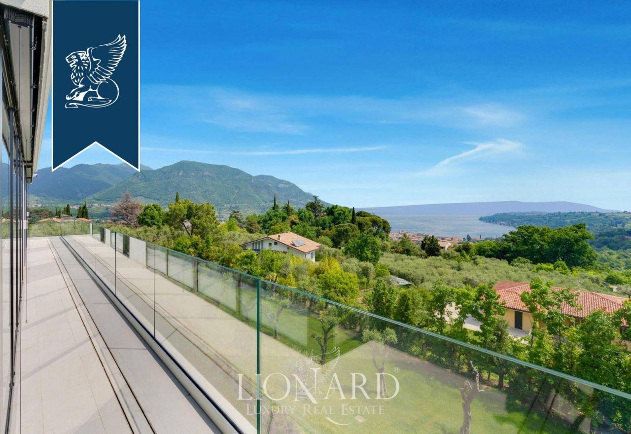 Villa in Salo, Italy, 700 m² - picture 16