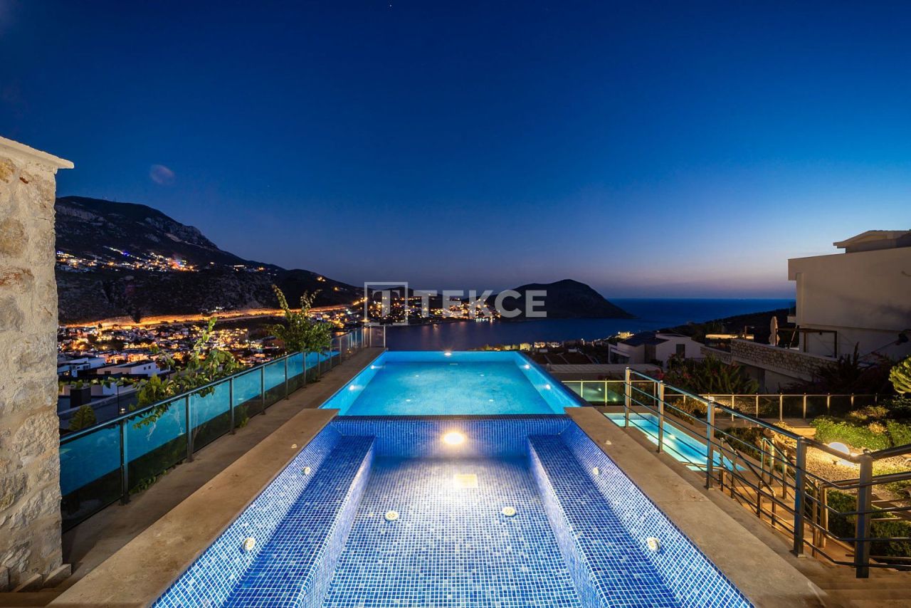 Villa en Kalkan, Turquia, 320 m² - imagen 4