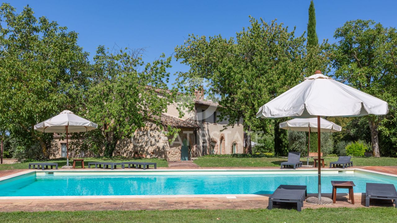 Haus in Cetona, Italien, 487.75 m² - Foto 1