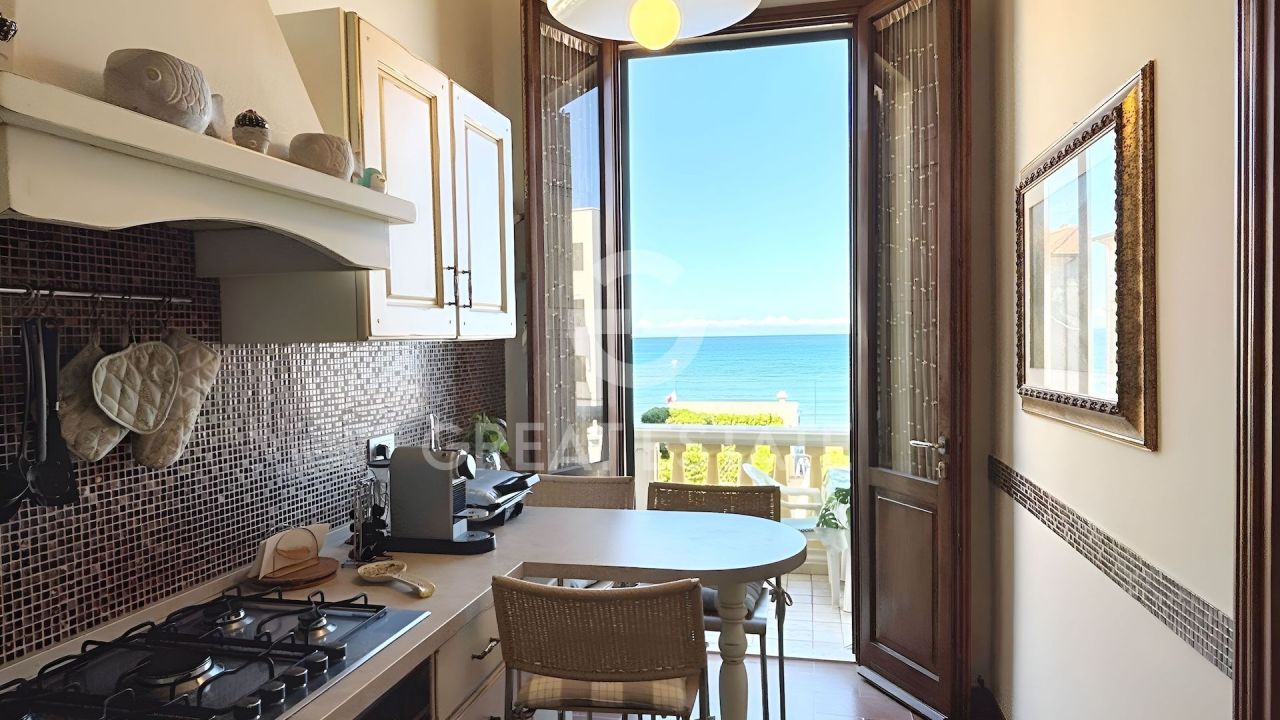 Villa en San Vincenzo, Italia, 757.25 m² - imagen 15