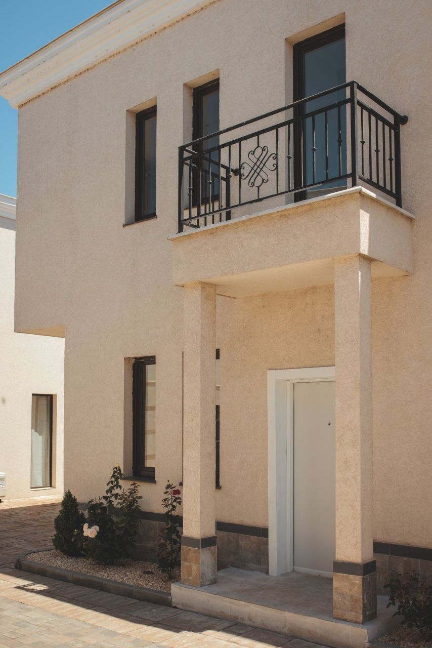 Haus in Burgas, Bulgarien, 165 m² - Foto 1