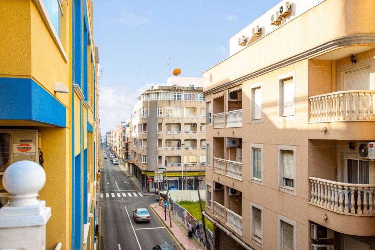 Apartment in Torrevieja, Spanien, 62 m² - Foto 2