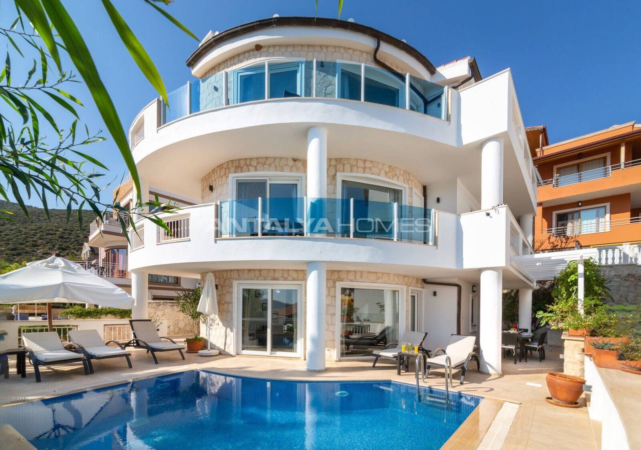 Villa in Kalkan, Türkei, 190 m² - Foto 1