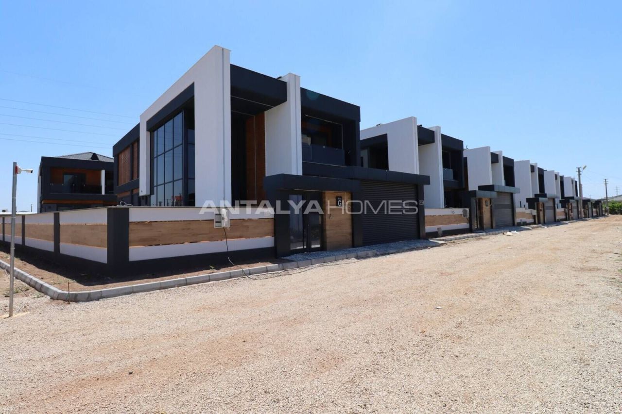 Villa à Antalya, Turquie, 320 m² - image 2