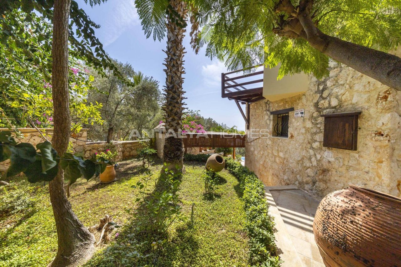 Villa à Kalkan, Turquie, 330 m² - image 12