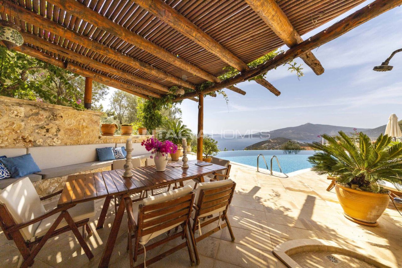 Villa à Kalkan, Turquie, 330 m² - image 14