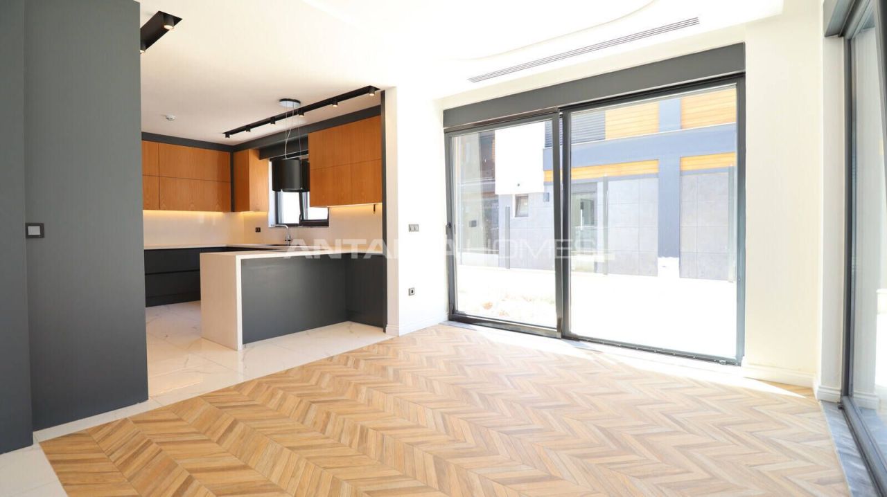 Villa à Antalya, Turquie, 320 m² - image 16