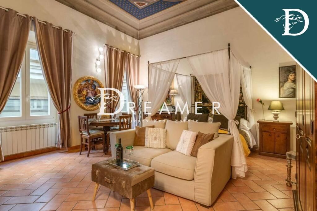 Appartement à Florence, Italie, 540.61 m² - image 1