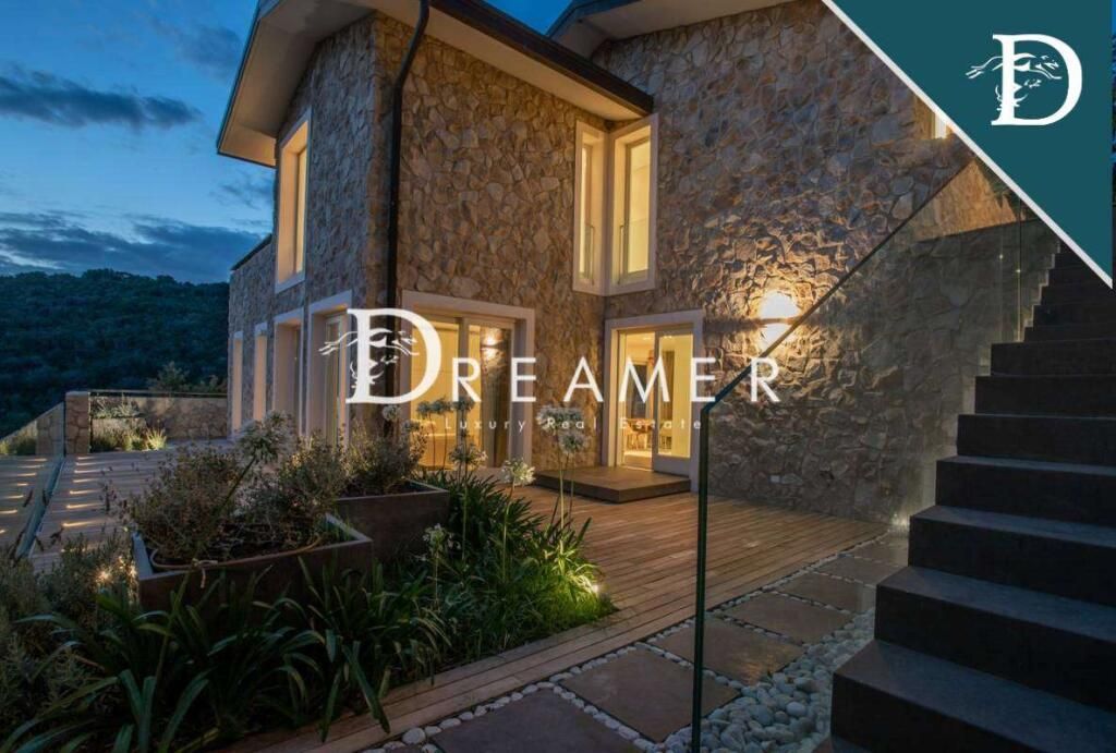 Villa Tuscany, Italie, 380.37 m² - image 1