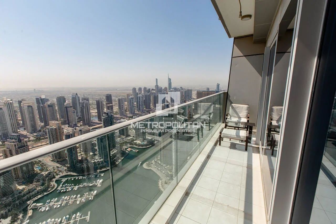 Apartment in Dubai, UAE, 90 m² - picture 1