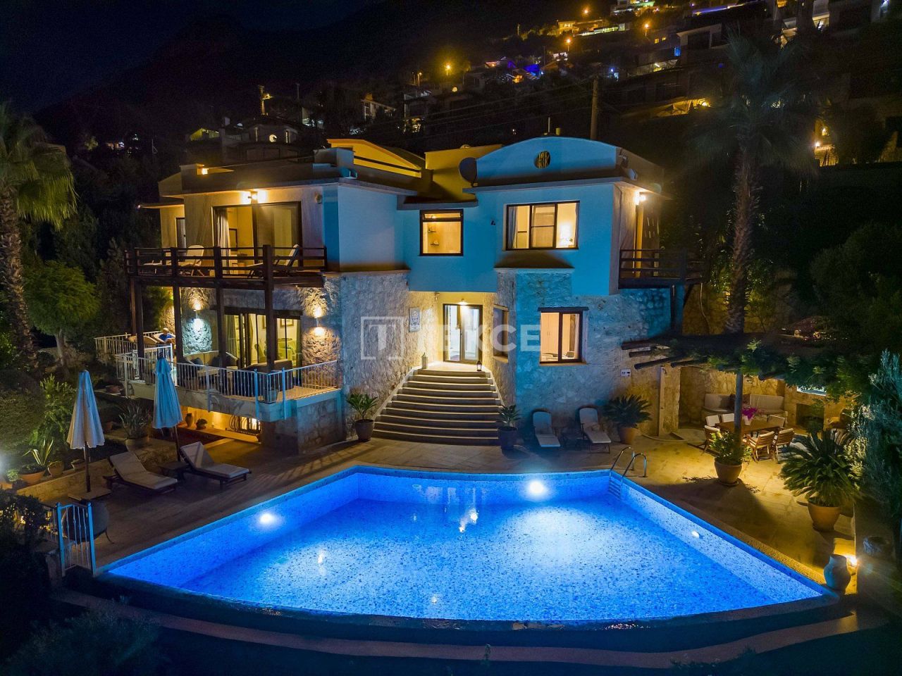 Villa à Kalkan, Turquie, 330 m² - image 6