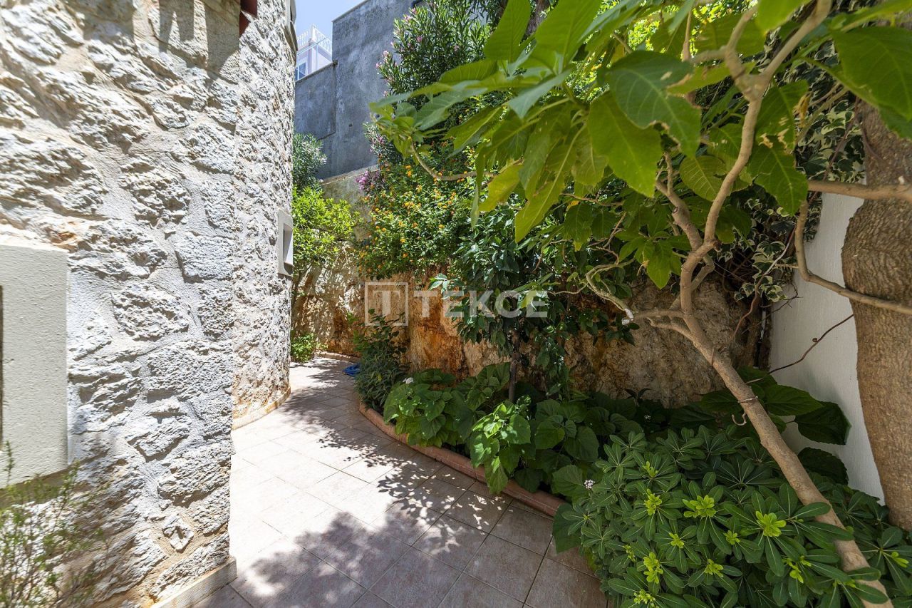 Villa a Kalkan, Turchia, 180 m² - foto 12