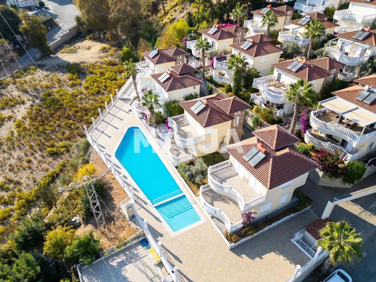 Villa en Alanya, Turquia, 200 m² - imagen 1