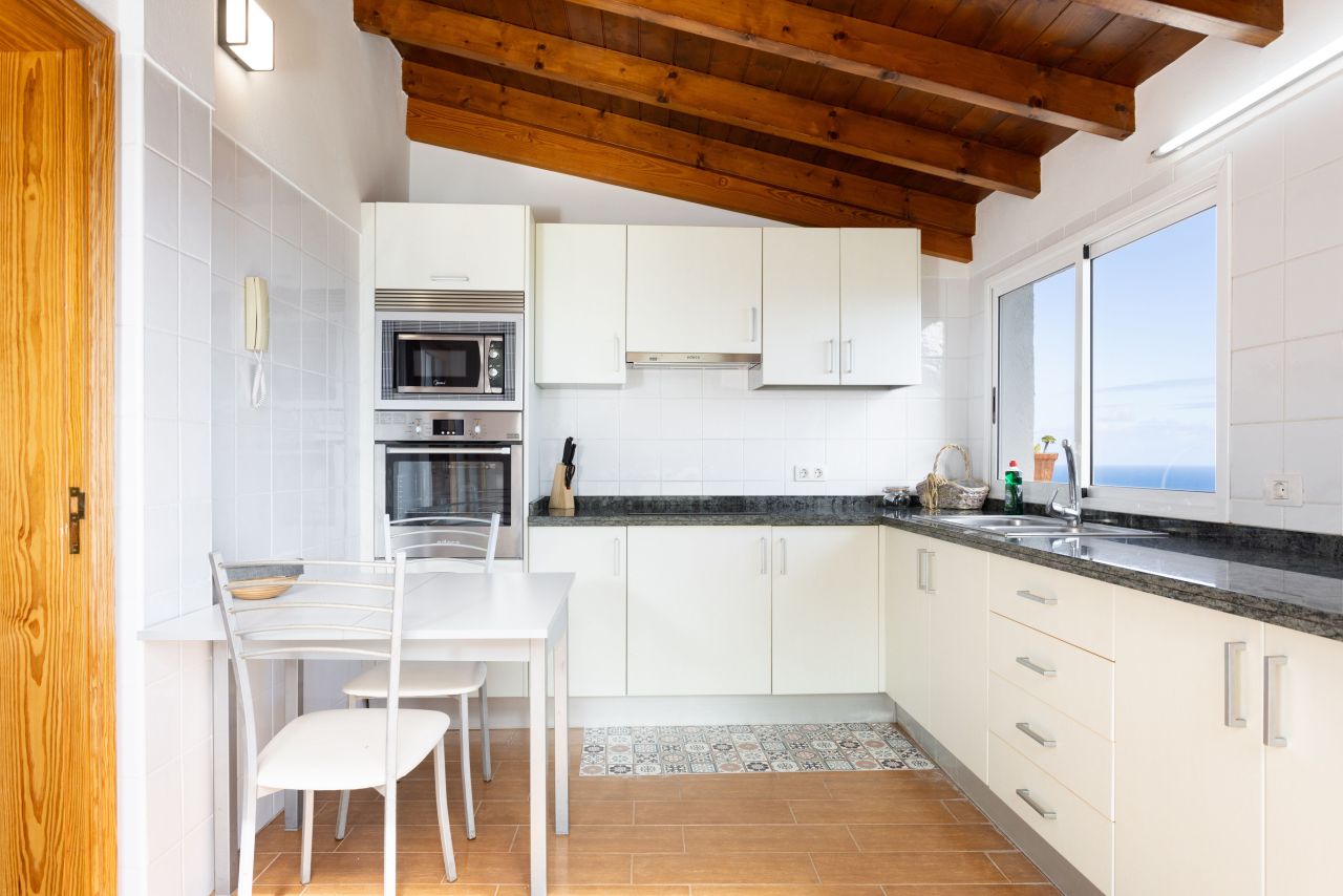 Flat in San Juan de la Rambla, Spain, 65 m² - picture 4