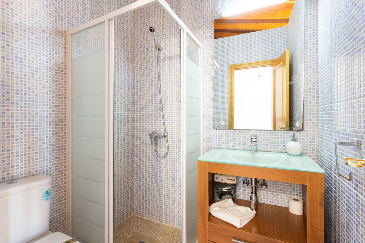 Flat in San Juan de la Rambla, Spain, 65 m² - picture 14