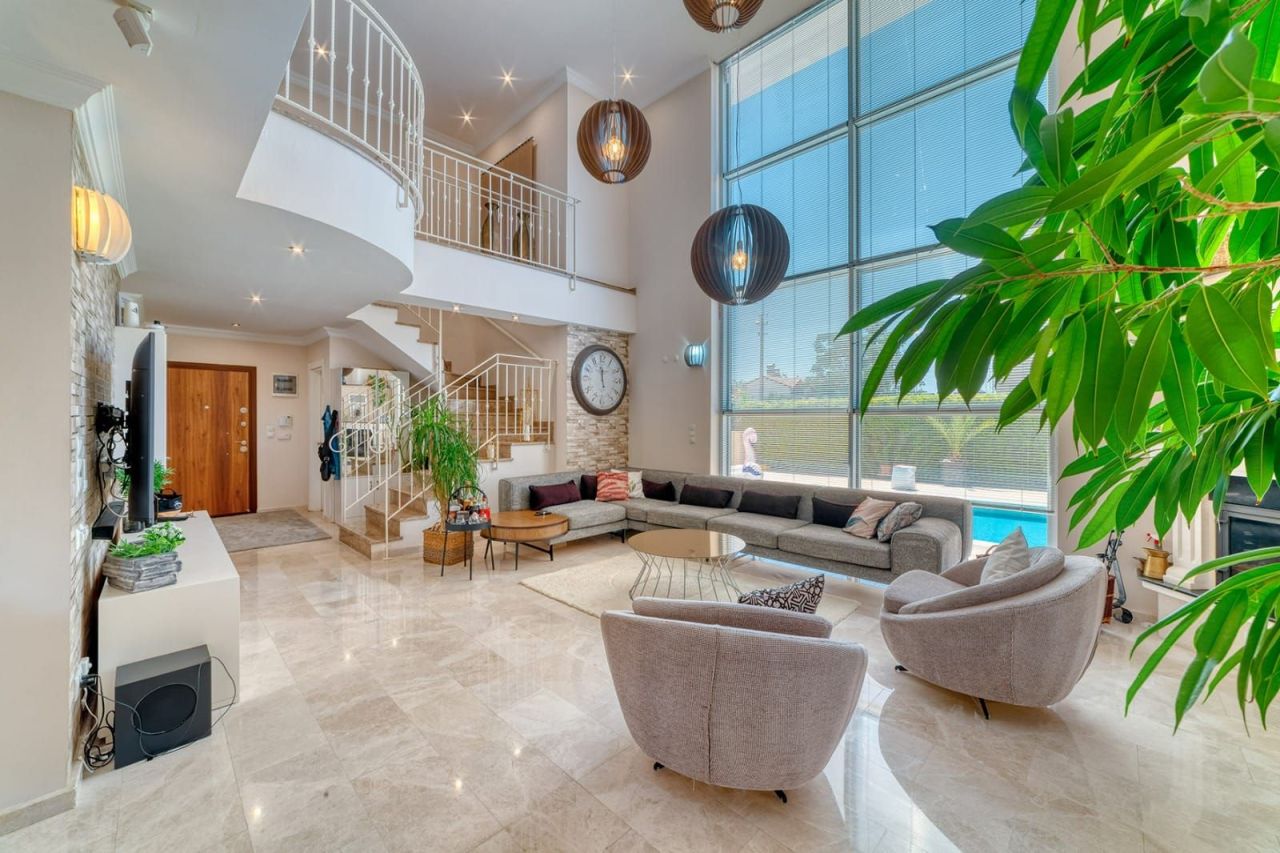 Villa in Alanya, Turkey, 220 m² - picture 1