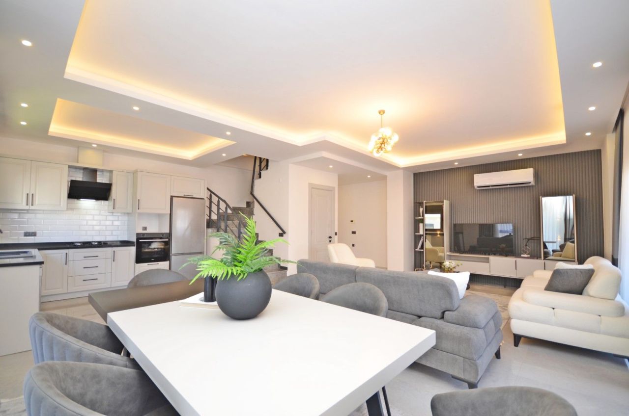Apartment in Alanya, Turkey, 156 m² - picture 1