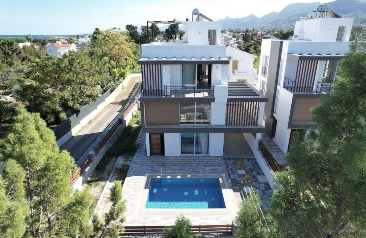 Villa in Kyrenia, Zypern, 180 m² - Foto 1